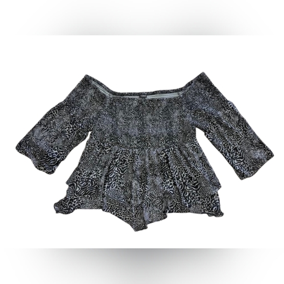Torrid EUC Off The Shoulder Baby Doll Top Animal Print Grey Black Plus Size 5 - Picture 2 of 7